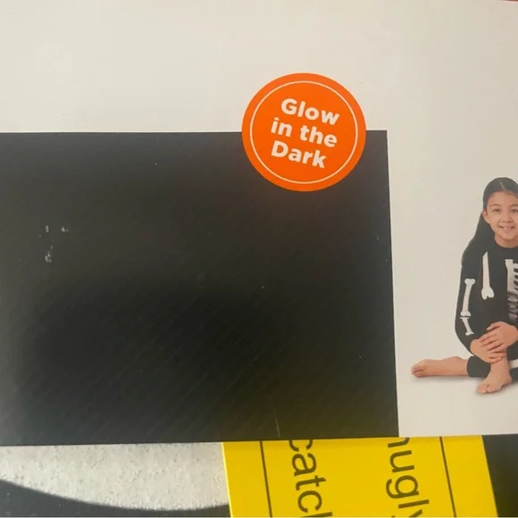 Halloween Skeleton Kid's Unisex Pajama Set - Black White Glow In The Dark Size 8 - Picture 4 of 6